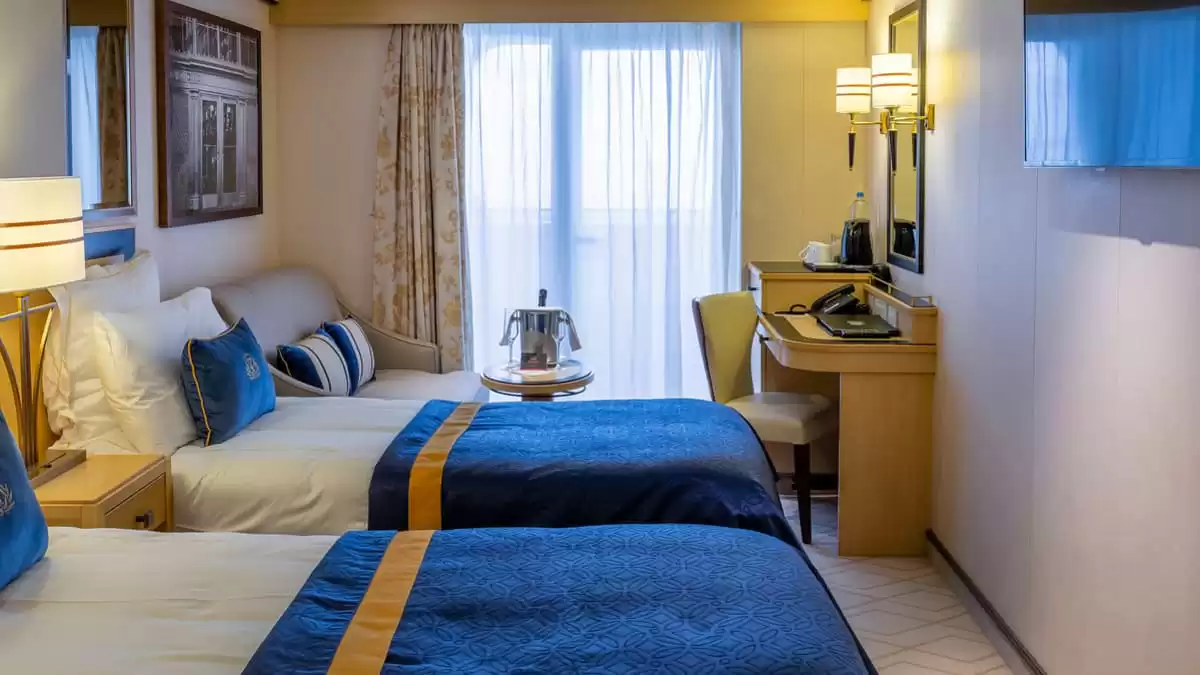 le Queen Mary 2 :   3