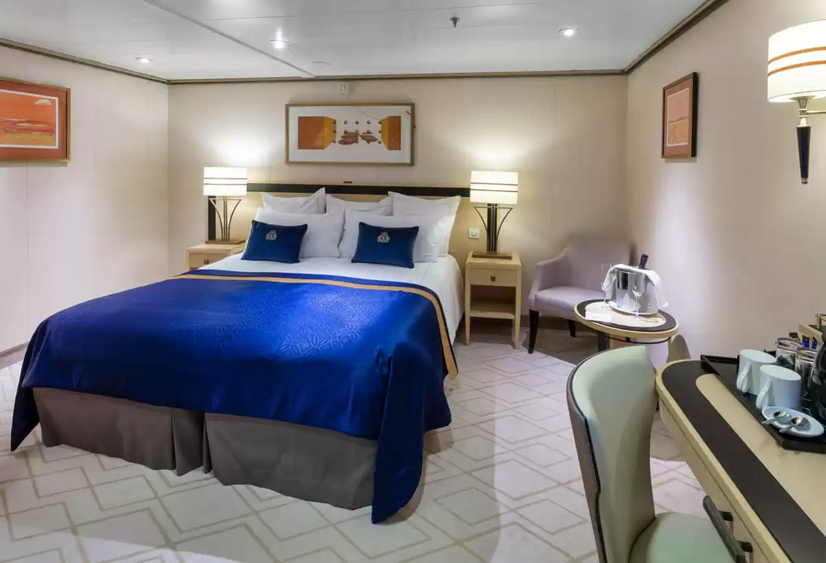 le Queen Mary 2 :   5