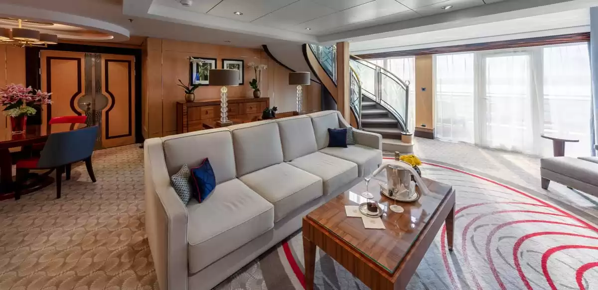 le Queen Mary 2 :   19