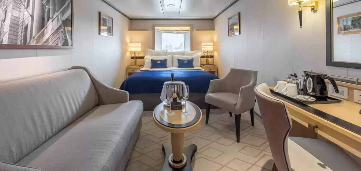 le Queen Mary 2 :   22