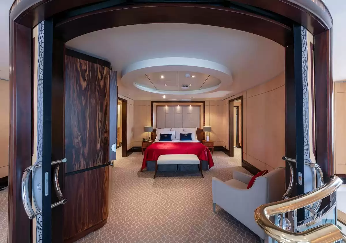 le Queen Mary 2 :   29