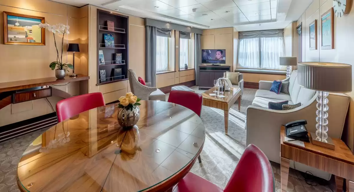 le Queen Mary 2 :   31