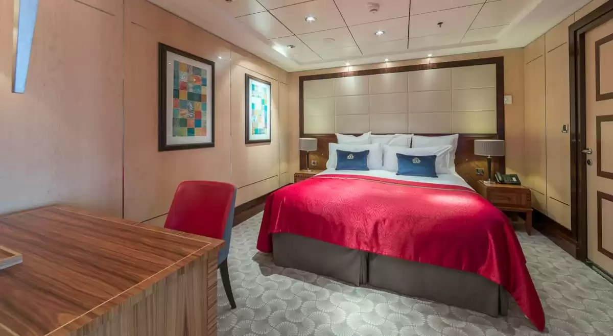 le Queen Mary 2 :   33