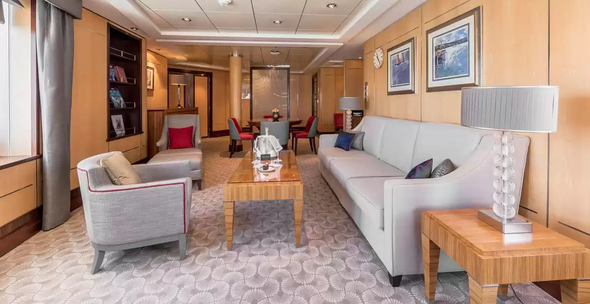 le Queen Mary 2 :   34