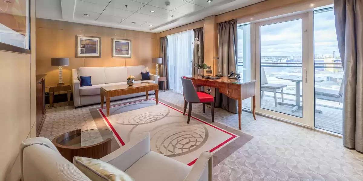 le Queen Mary 2 :   36