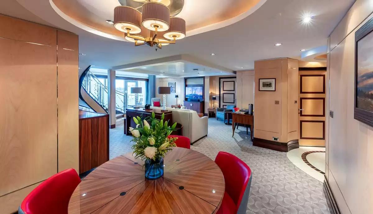 le Queen Mary 2 :   41