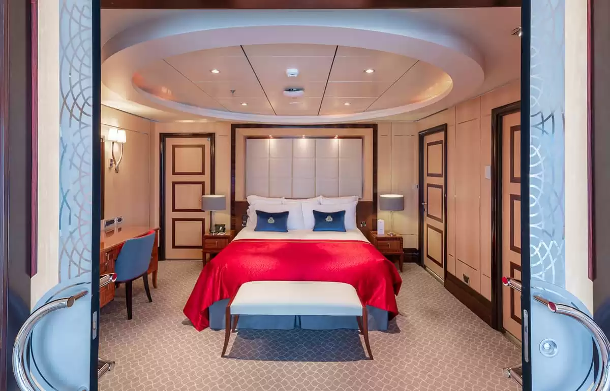 le Queen Mary 2 :   49