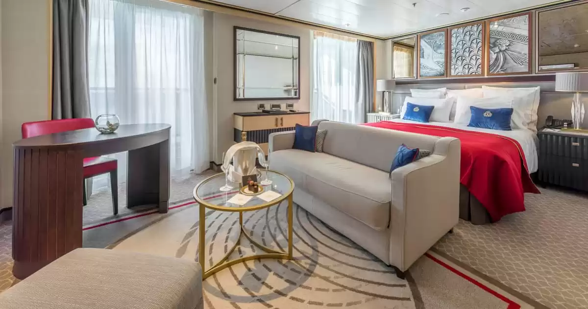 le Queen Mary 2 :   60