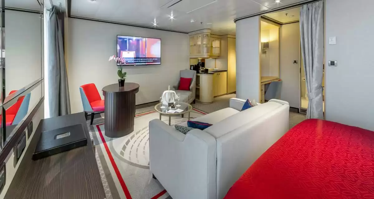 le Queen Mary 2 :   65