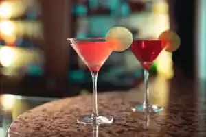 Salon & Bar Explorer