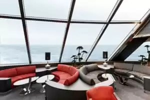 16-Top Sail Lounge 