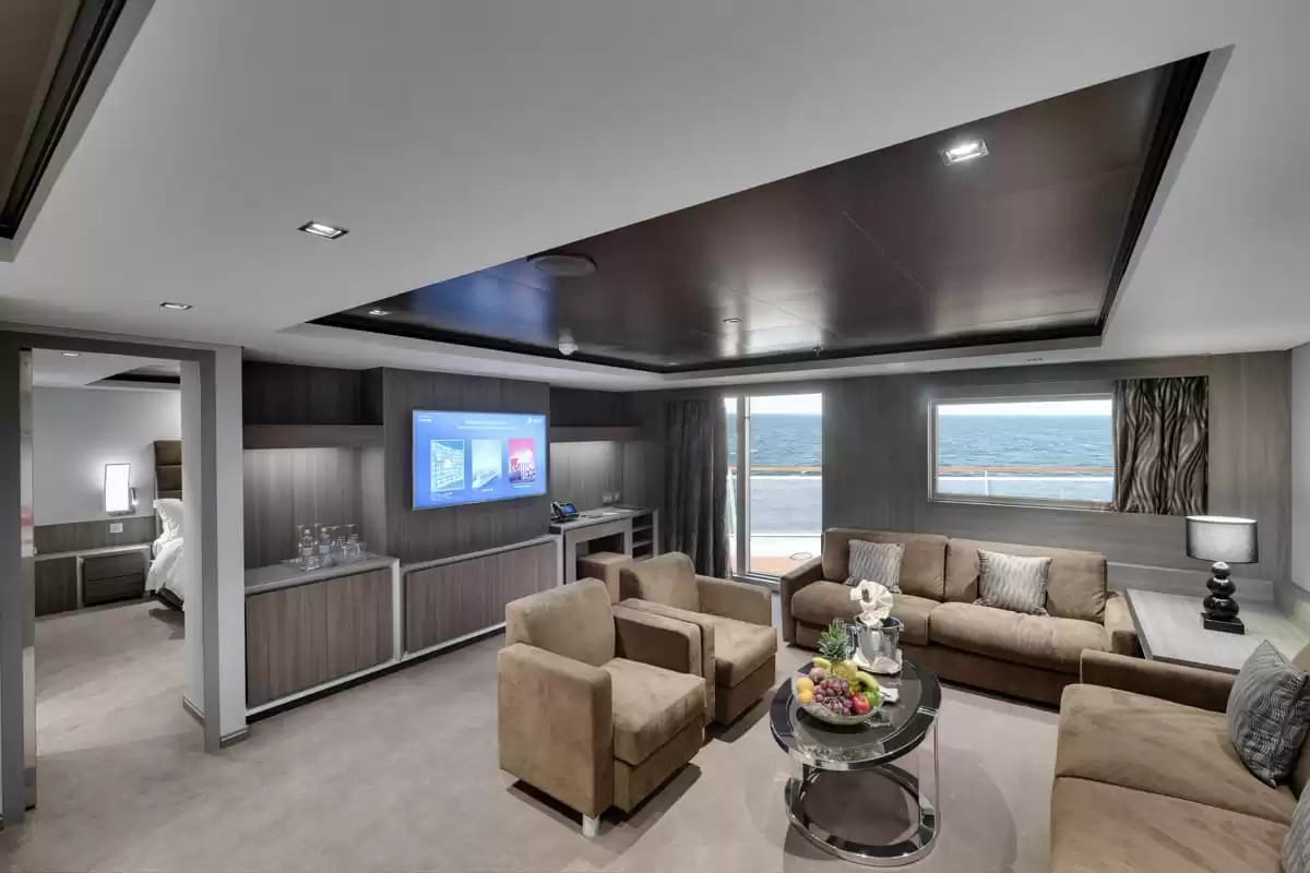 le MSC Seashore :   9