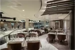 LES 5 RESTAURANTS PRINCIPAUX