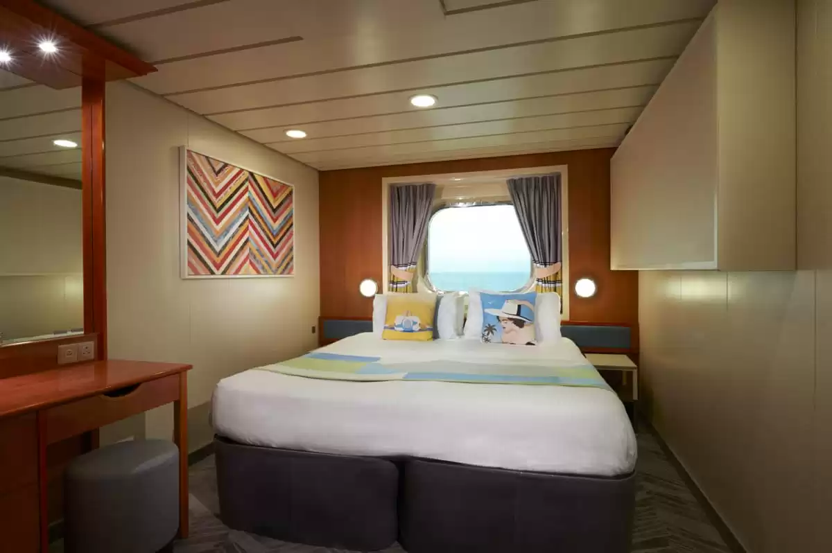 le Norwegian Dawn :   11