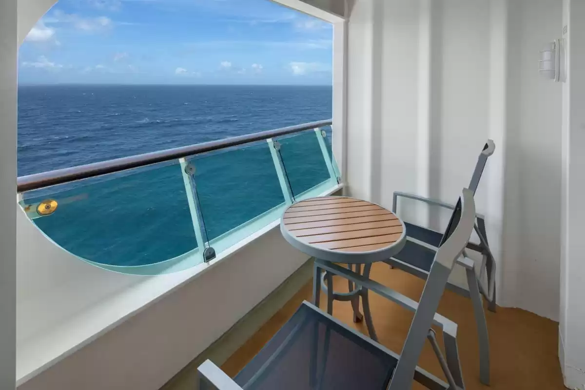 le Adventure of the Seas :   24