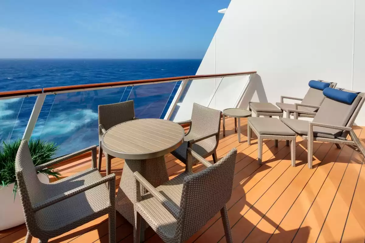 le Anthem of the Seas :   9