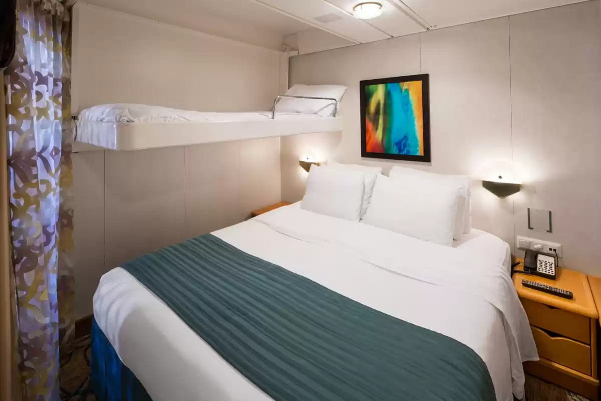 le Enchantment of the Seas :   24