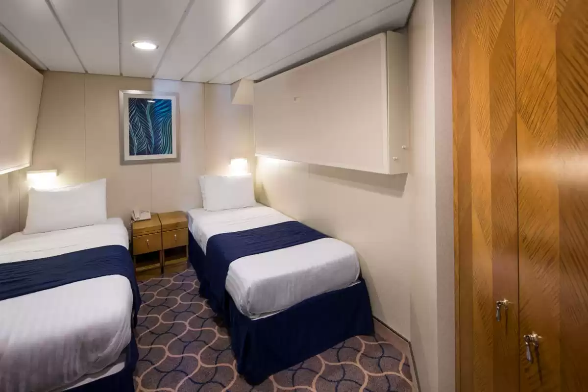 le Jewel of the Seas :   30