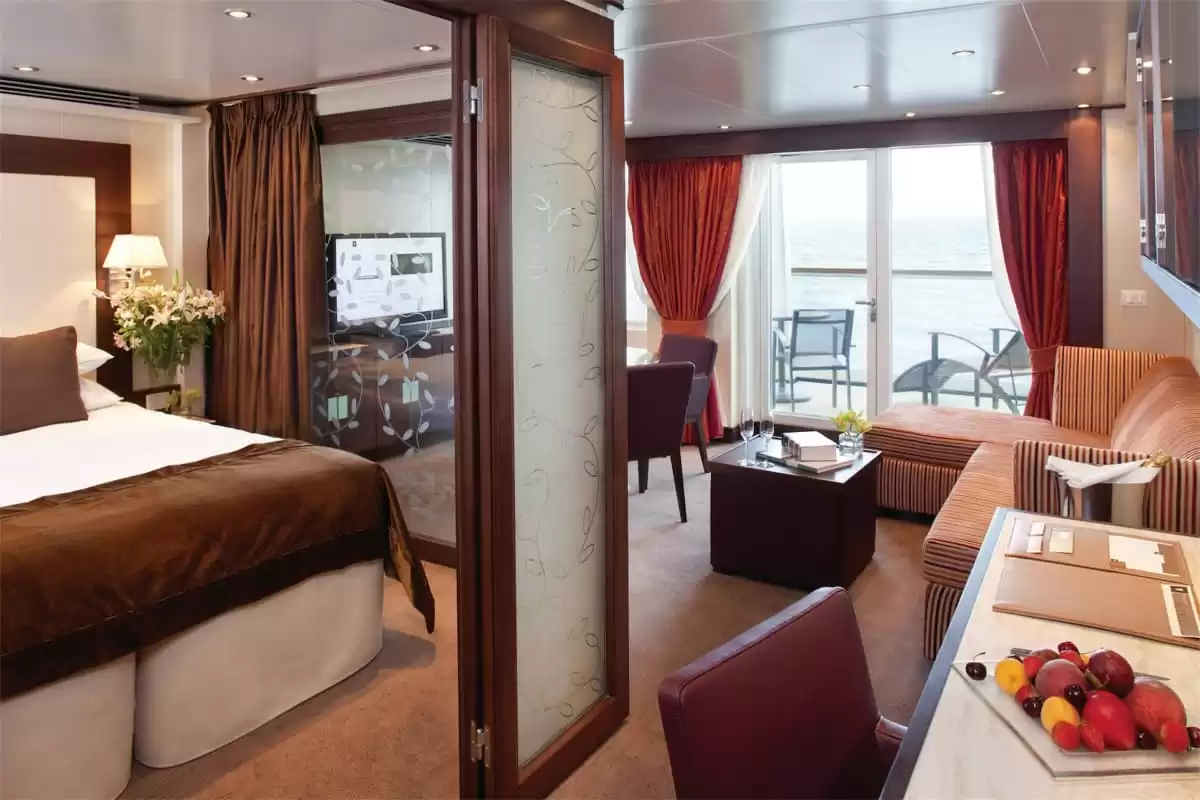 le Seabourn Quest :   1