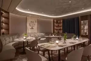 3-SEA AND LAND TASTE – S.A.L.T. KITCHEN