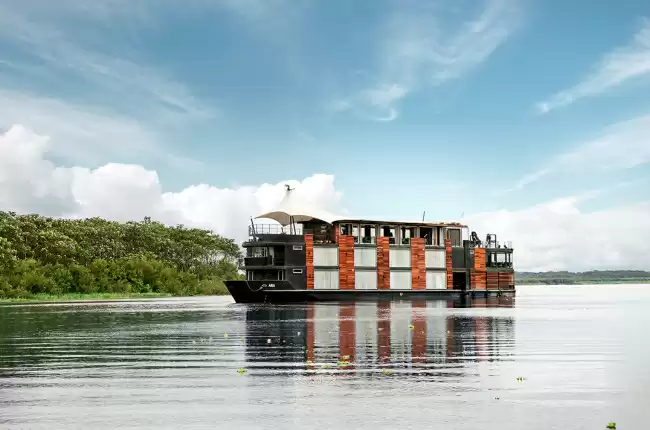 Aqua Expeditions
