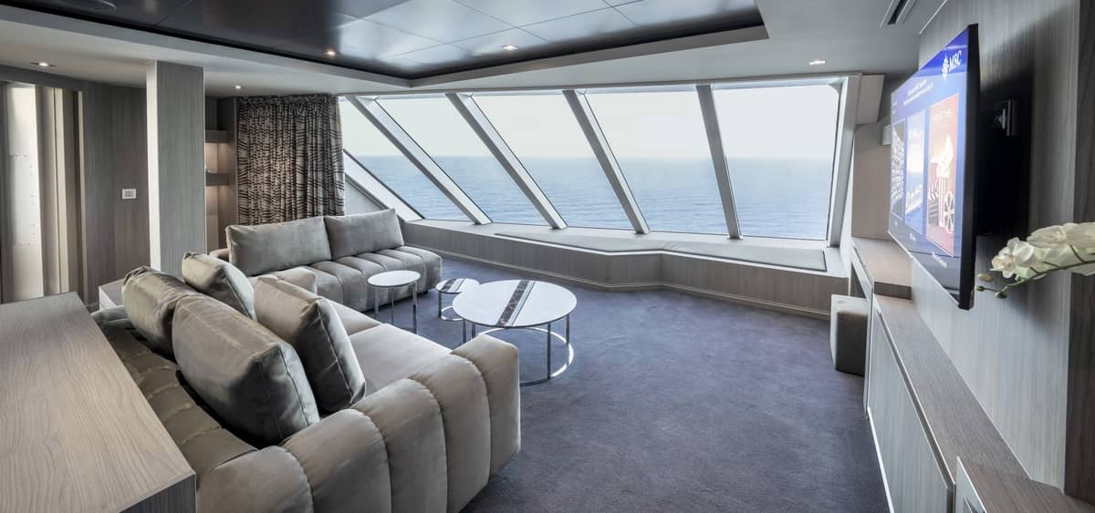 5- LE MSC YACHT CLUB<br>SUITES PRESTIGIEUSES ET DÉTENTE ABSOLUE