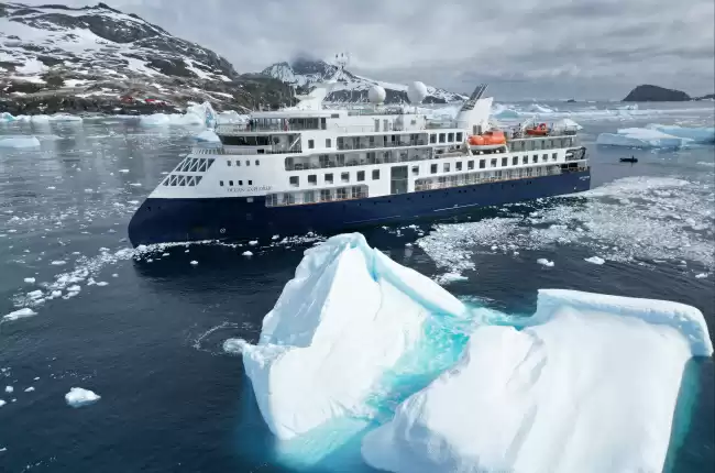 Quark Expeditions
