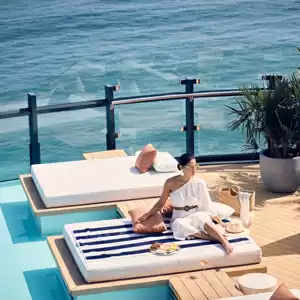 A qui s'adresse la compagnie THE RITZ-CARLTON YACHT COLLECTION