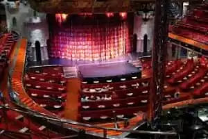 Spectacles à l'Ivanhoe Theater