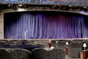 Spectacles au Galaxy Lounge