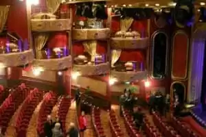 Spectacles et animations au théâtre Royal Court