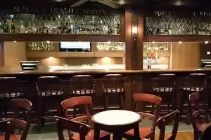 Crown & Castle English Pub