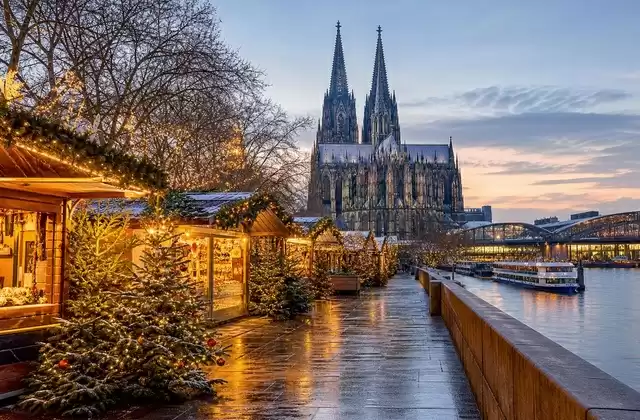 À Cologne