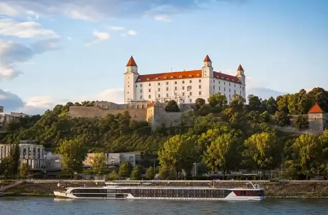 À Bratislava