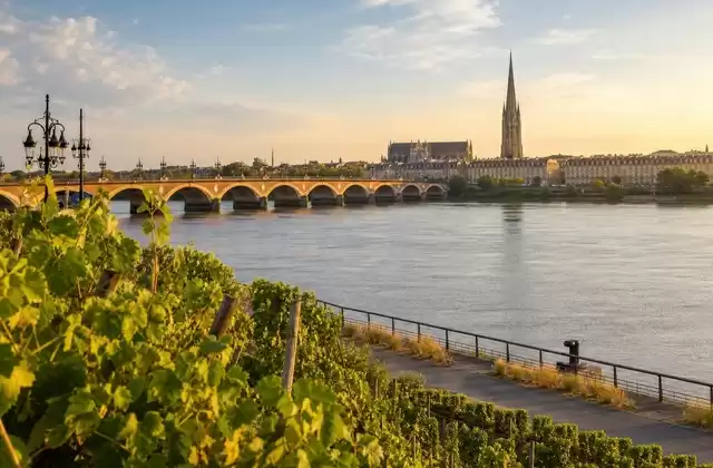 Sur la Garonne, la Gironde & la Dordogne