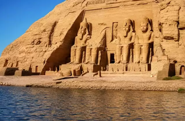 Abou Simbel