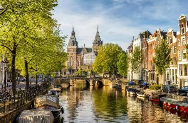 À Amsterdam