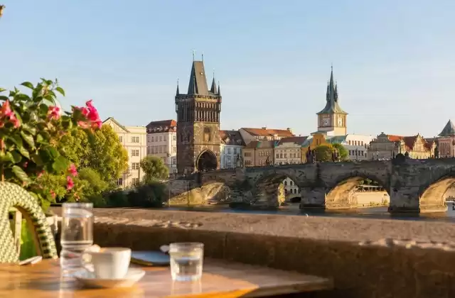 À Prague
