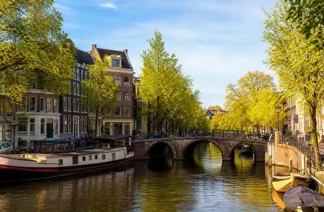 À Amsterdam