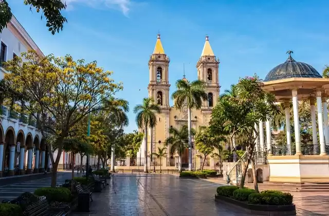 À Mazatlán