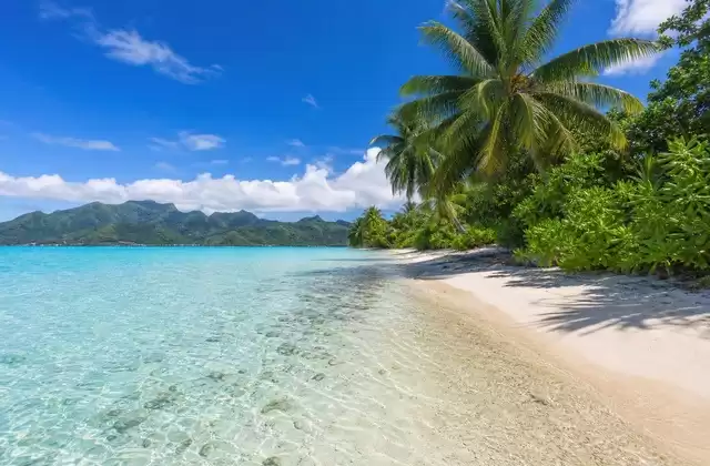 À Huahine