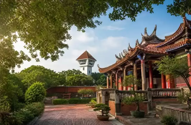 À Tainan