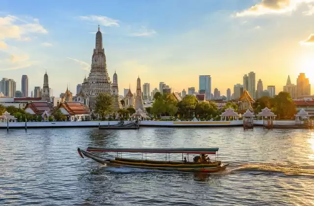 À Bangkok