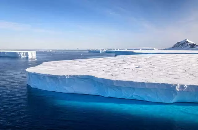 Les Icebergs Tabulaires de la Mer de Weddell