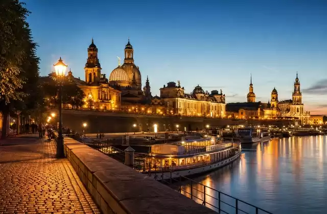 Soirée sur les quais de Dresde