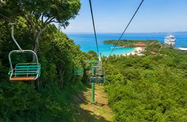 Chairlift de Mahogany Bay