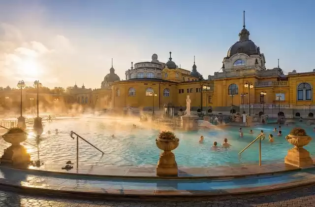 Bains Széchenyi