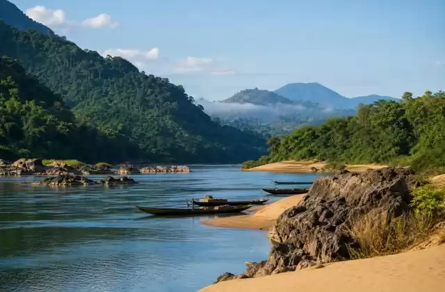 Les paysages sauvages du Haut-Mékong