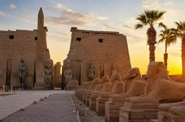 Le temple de Louxor en fin de journée