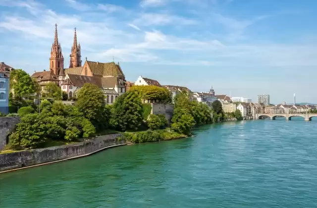 Bâle et son art de vivre sur le Rhin